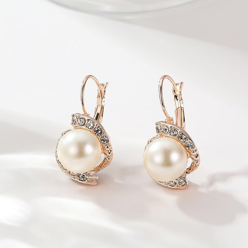 Rose Type Pearl Elegant Ear Studs Temperament Trend